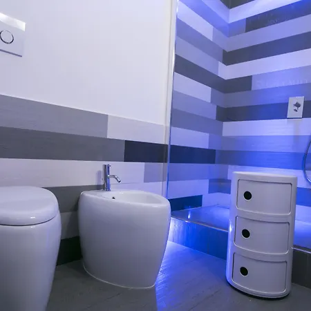 Penzion Design&art Pie' - Elegant Near The Pantheon, Calm & 4*