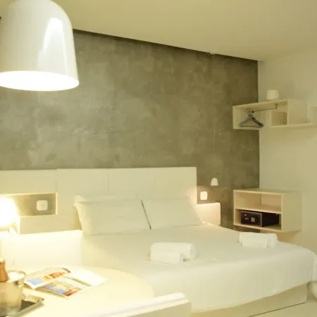 Design&art Pie' - Elegant Near The Pantheon, Calm & Penzion