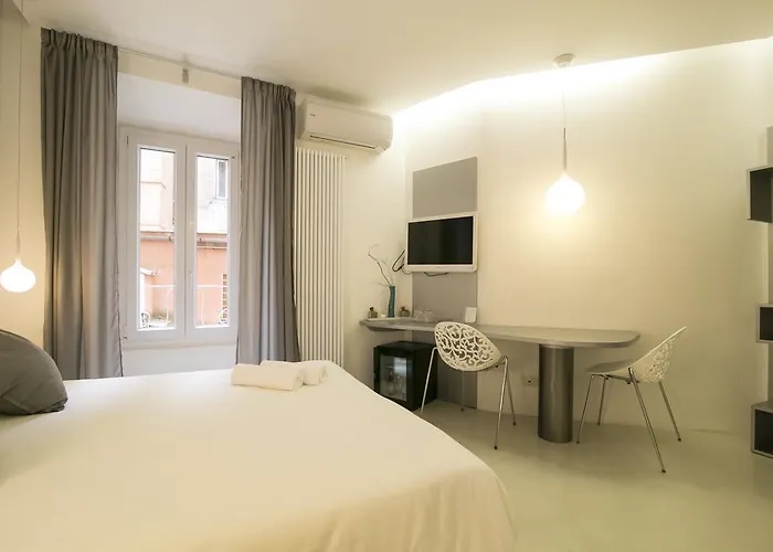 Pensionat Design&art Pie' - Elegant Near The Pantheon, Calm & Rom